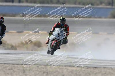 media/Oct-02-2025-Racers Edge (Thu) [[2c91cb6ab3]]/3-B Group/Session 2-Turn 14 (11am)/